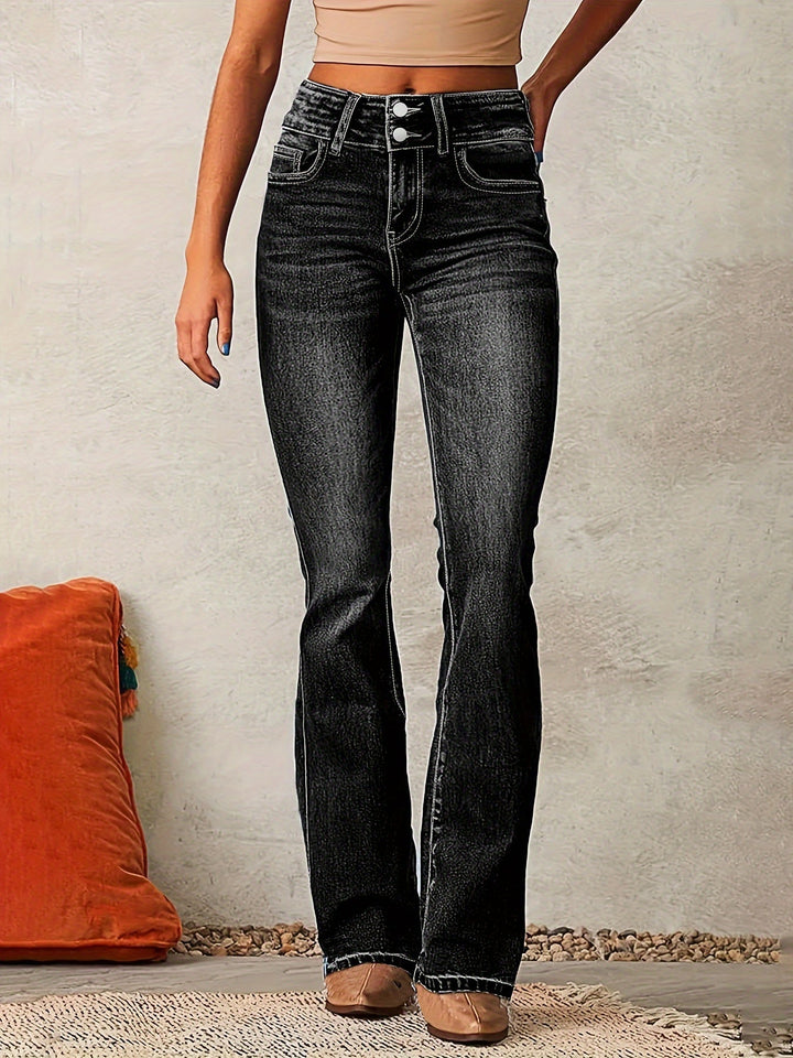 Mia - High-Flared Jeans