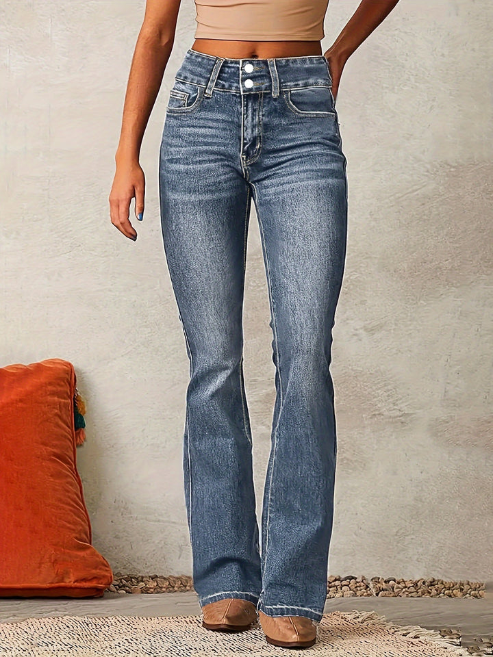 Mia - High-Flared Jeans