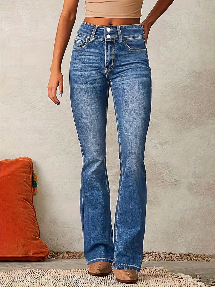 Mia - High-Flared Jeans