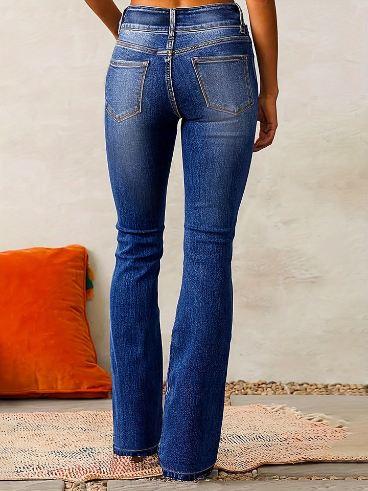 Mia - High-Flared Jeans